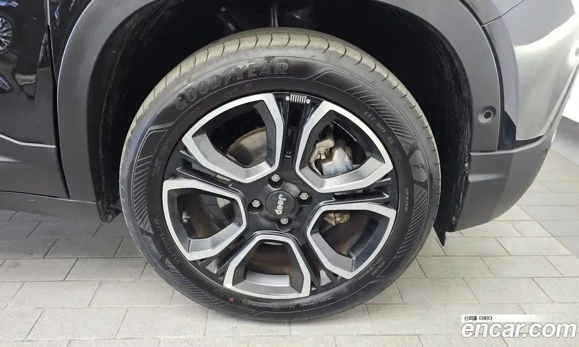 Jeep Avenger 2024 0.1 Автомат в Москве № 199386, фото 10