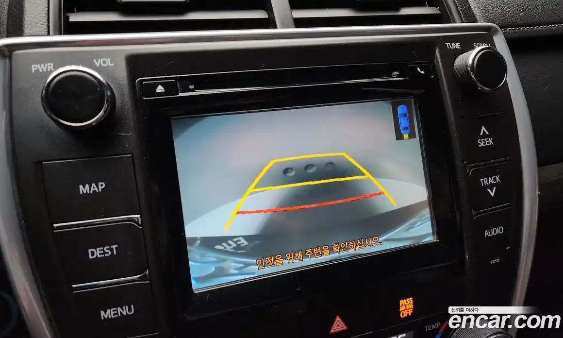 Toyota Camry 2016 2.5 Автомат в Москве № 199662, фото 19