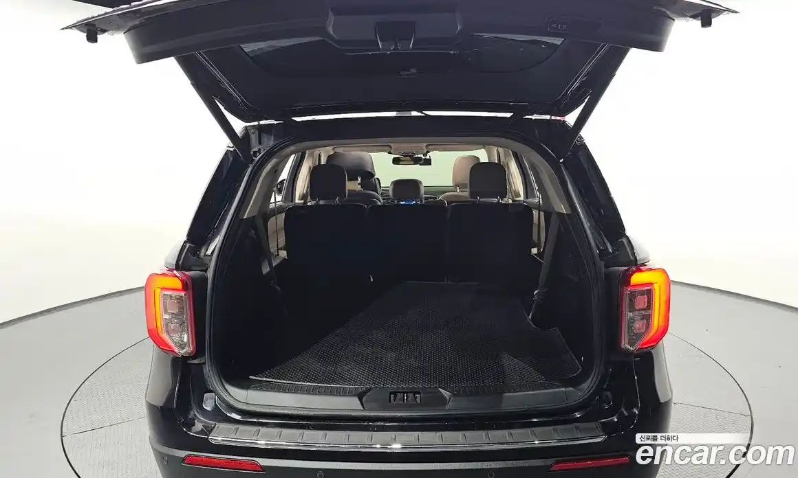 Ford Explorer 2020 2.3 Автомат в Москве № 199731, фото 9