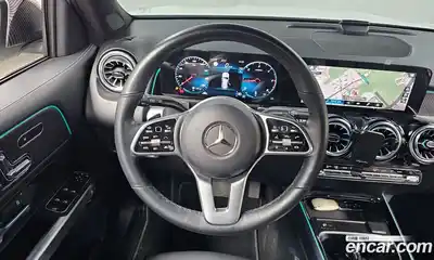 Mercedes-Benz GLB-Class, 2023