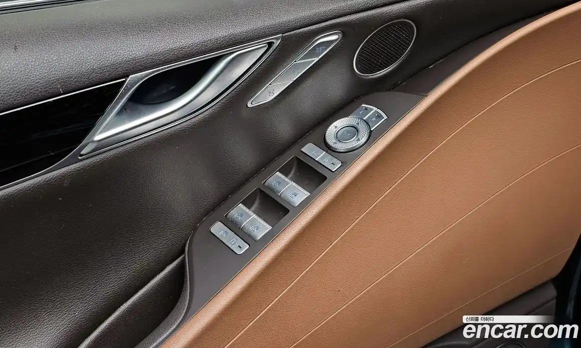 Genesis G80 2022 2.5 Автомат в Москве № 205730, фото 13