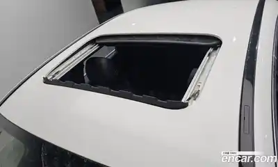 Mercedes-Benz E-Class 2022 1.9 Автомат в Москве № 212064, миниатюра 9