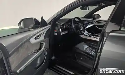 Audi Q8 2021 3.0 Автомат в Москве № 212397, миниатюра 5
