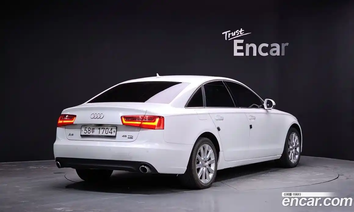 Audi A6 2015 3.0 Автомат в Москве № 212449, фото 2