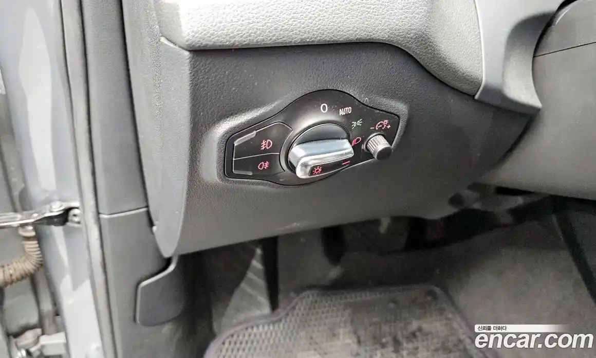 Audi Q5 2012 2.0 Автомат в Москве № 212676, фото 12