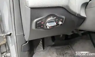 Audi Q5 2012 2.0 Автомат в Москве № 212676, миниатюра 12