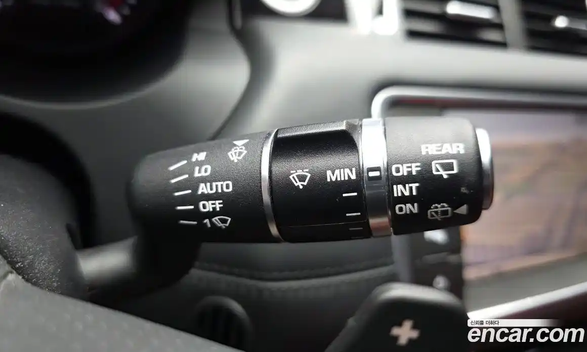 Land Rover Range-Rover Evoque 2013 2.2 Автомат в Москве № 213351, фото 16