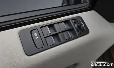 Land Rover Discovery Sport 2016 2.0 Автомат в Москве № 213474, миниатюра 12