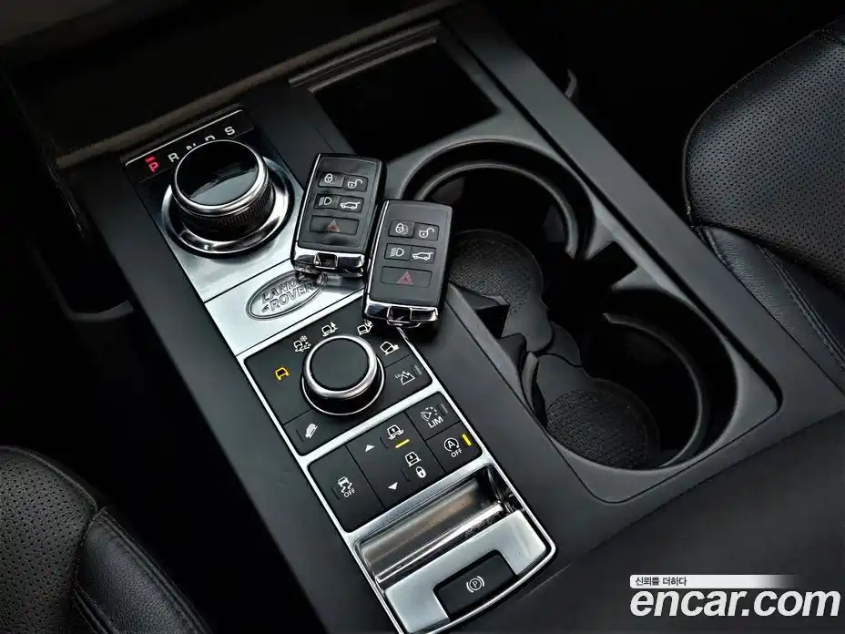 Land Rover Discovery 2018 2.0 Автомат в Москве № 213838, фото 9