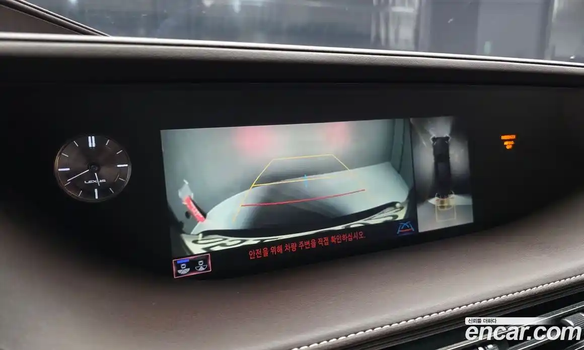 Lexus LS 2018 3.5 Автомат в Москве № 214717, фото 19