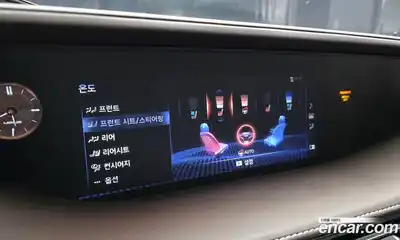 Lexus LS 2018 3.5 Автомат в Москве № 214717, миниатюра 2