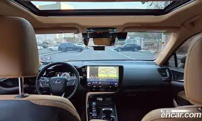 Lexus NX 2023 2.5 Автомат в Москве № 214795, миниатюра 11