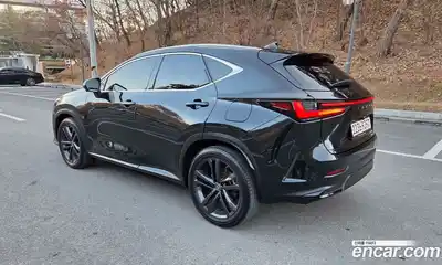 Lexus NX 2023 2.5 Автомат в Москве № 214795, миниатюра 4