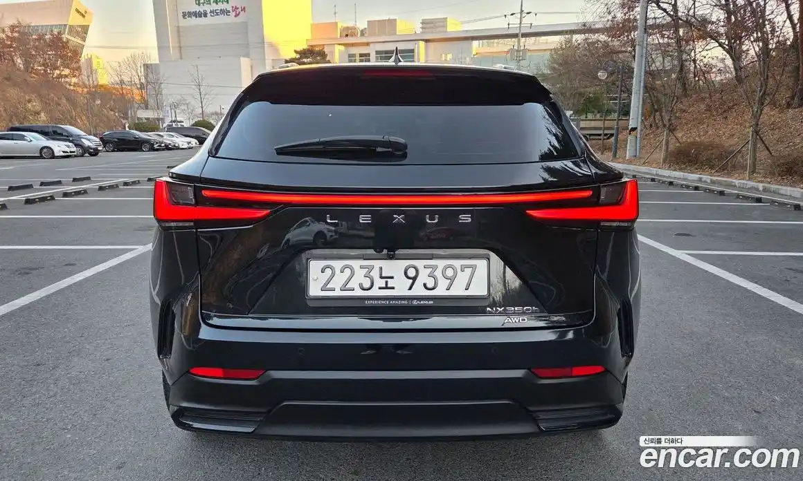 Lexus NX 2023 2.5 Автомат в Москве № 214795, фото 6