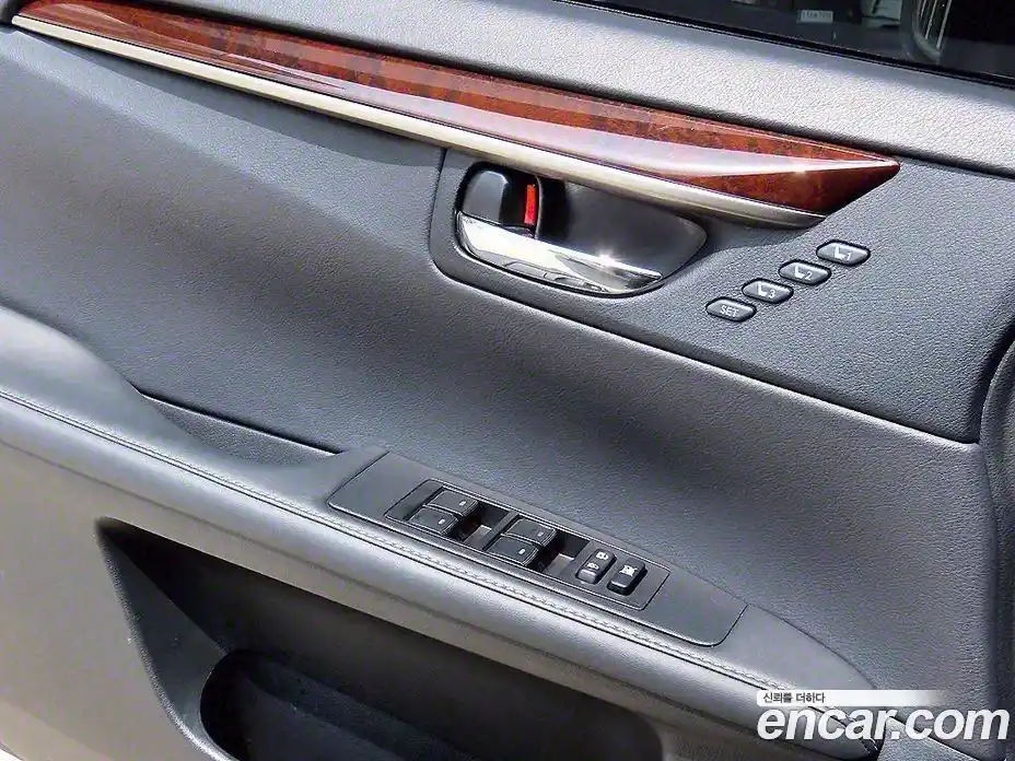 Lexus ES 2014 3.5 Автомат в Москве № 214823, фото 11