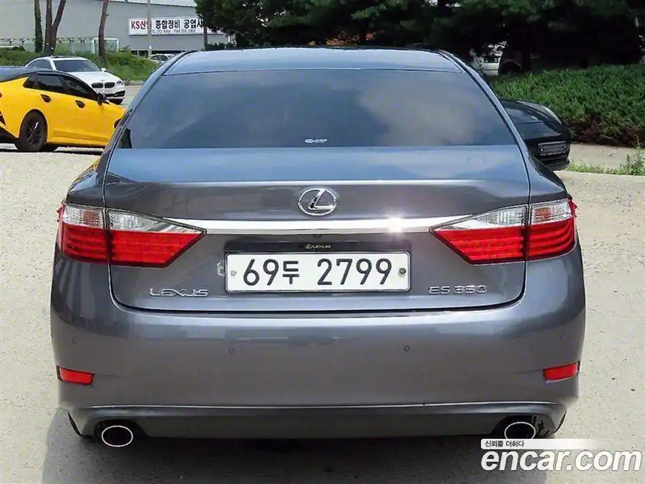 Lexus ES 2014 3.5 Автомат в Москве № 214823, фото 4