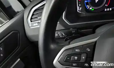 Volkswagen Tiguan 2023 2.0 Автомат в Москве № 214972, миниатюра 8