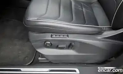 Volkswagen Tiguan 2023 2.0 Автомат в Москве № 214972, миниатюра 9