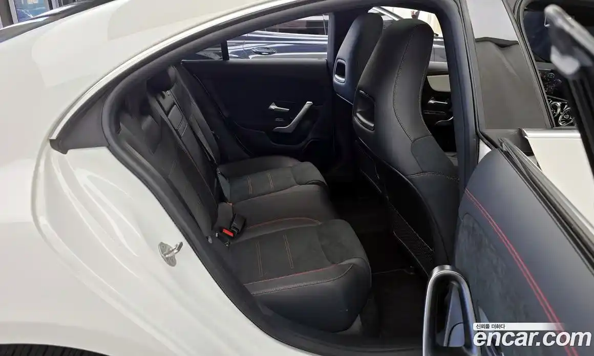 Mercedes-Benz CLA-Class 2023 2.0 Автомат в Москве № 216663, фото 6