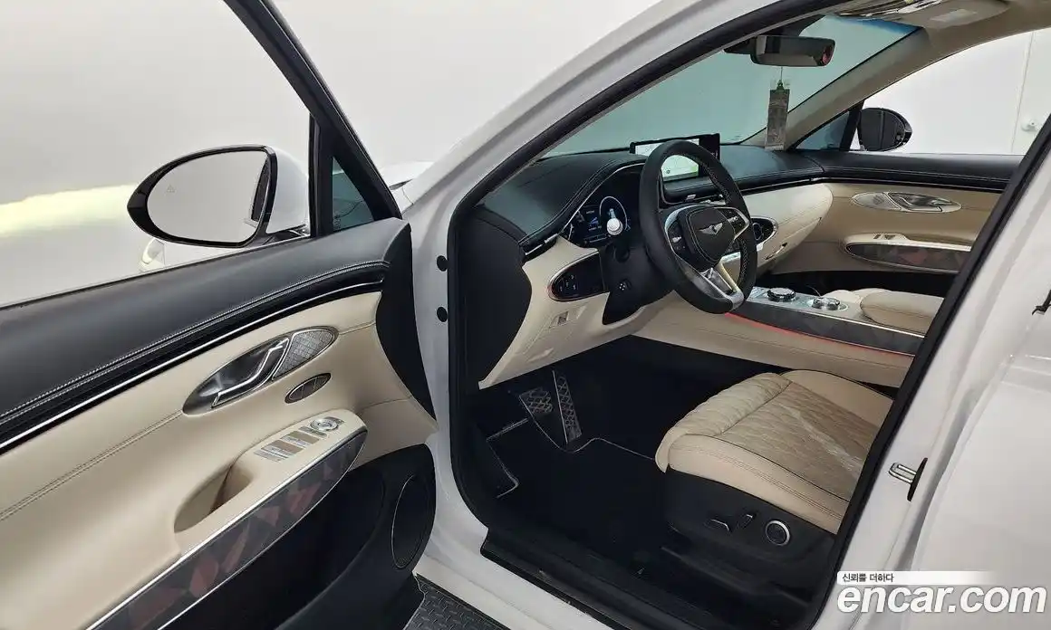 Genesis GV70 2023 2.5 Автомат в Москве № 21820, фото 13