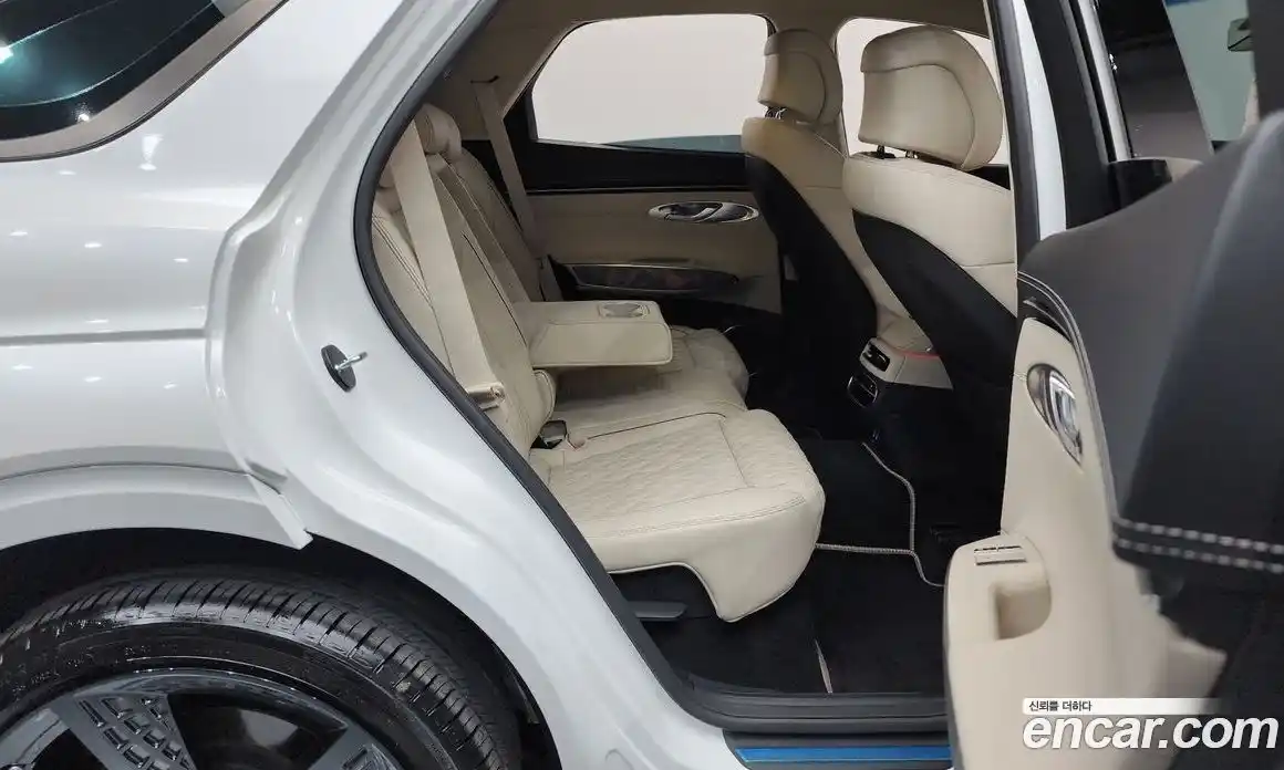 Genesis GV70 2023 2.5 Автомат в Москве № 21820, фото 18