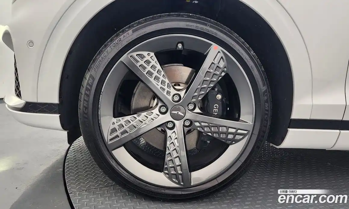 Genesis GV70 2023 2.5 Автомат в Москве № 21820, фото 4