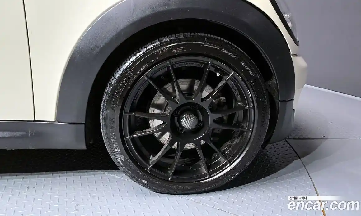 Mini Cooper 2012 1.6 Автомат в Москве № 222069, фото 18