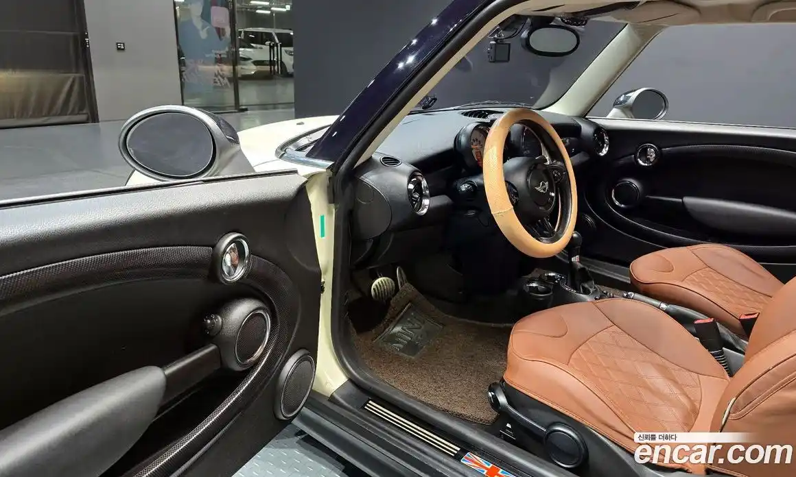 Mini Cooper 2012 1.6 Автомат в Москве № 222069, фото 4