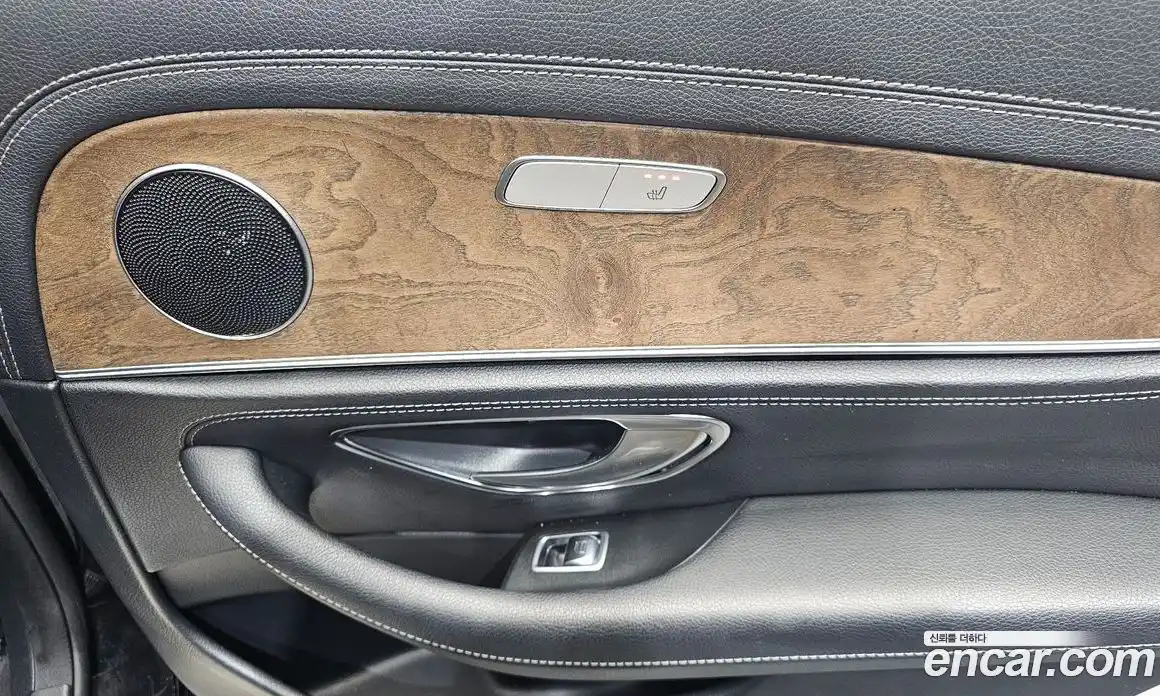 Mercedes-Benz E-Class 2018 1.9 Автомат в Москве № 224573, фото 17