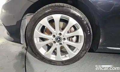 Mercedes-Benz E-Class 2018 1.9 Автомат в Москве № 224573, миниатюра 4