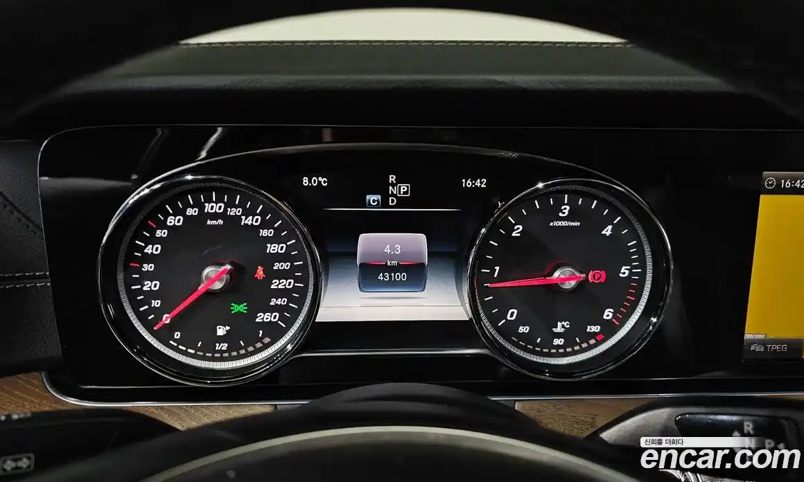 Mercedes-Benz E-Class 2018 1.9 Автомат в Москве № 224573, фото 7