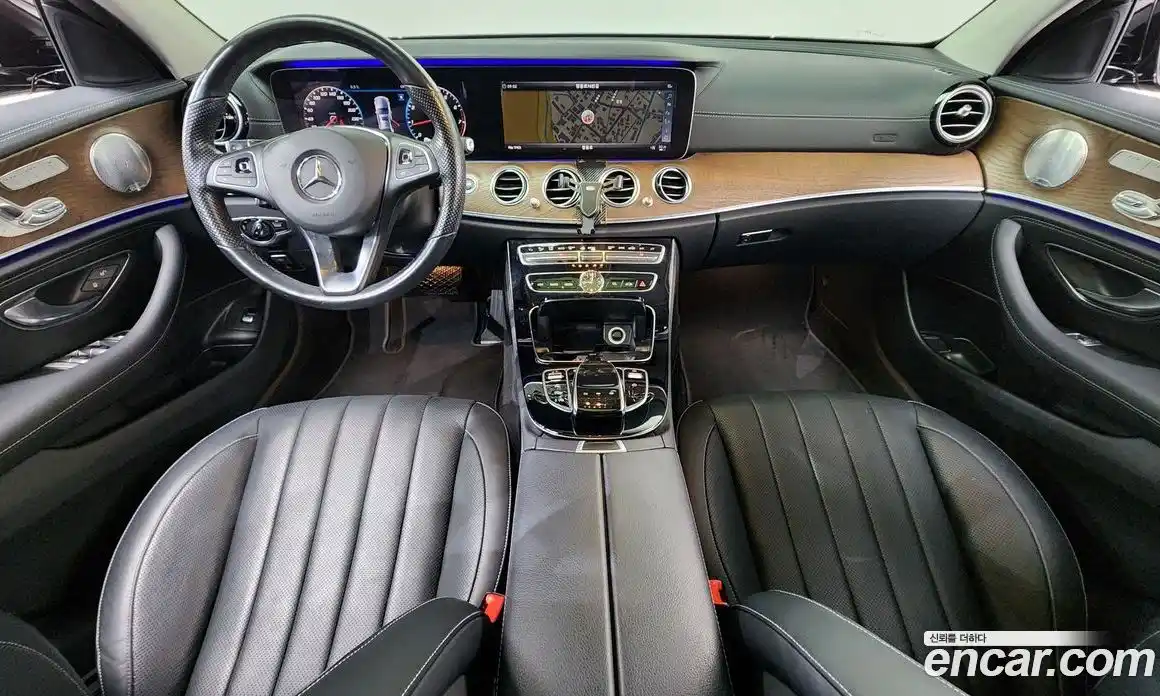 Mercedes-Benz E-Class 2018 2.0 Автомат в Москве № 229489, фото 18