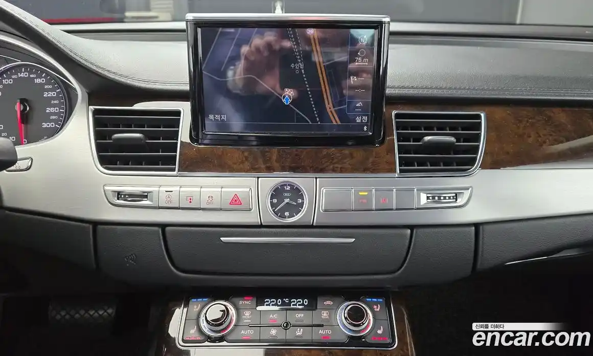 Audi A8 2013 4.1 Автомат в Москве № 230207, фото 11