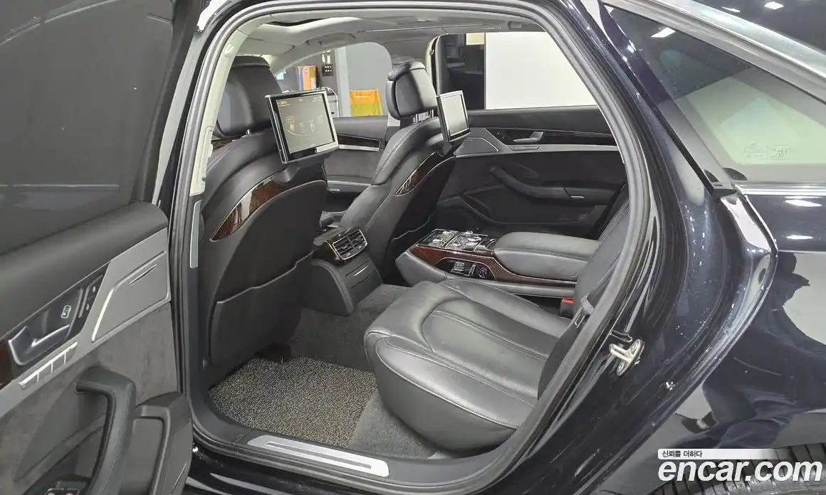 Audi A8 2013 4.1 Автомат в Москве № 230207, фото 18