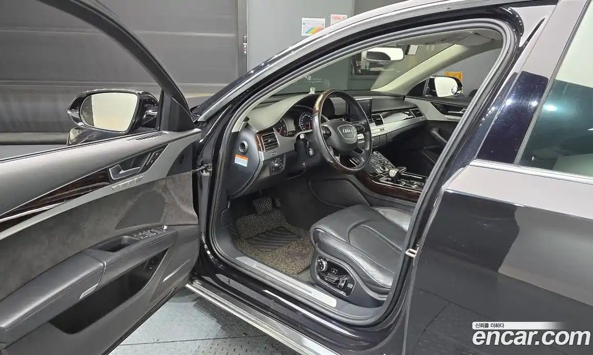 Audi A8 2013 4.1 Автомат в Москве № 230207, фото 9