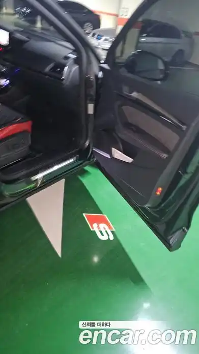 Audi SQ5 2020 3.0 Автомат в Москве № 230307, фото 17