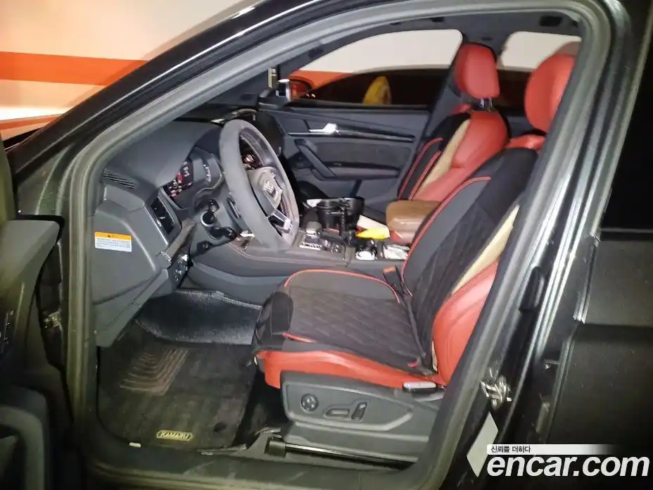 Audi SQ5 2020 3.0 Автомат в Москве № 230307, фото 10