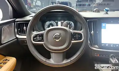 Volvo V60, 2019