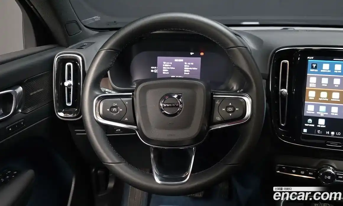 Volvo C40 2023 0.2 Автомат в Москве № 230518, фото 12