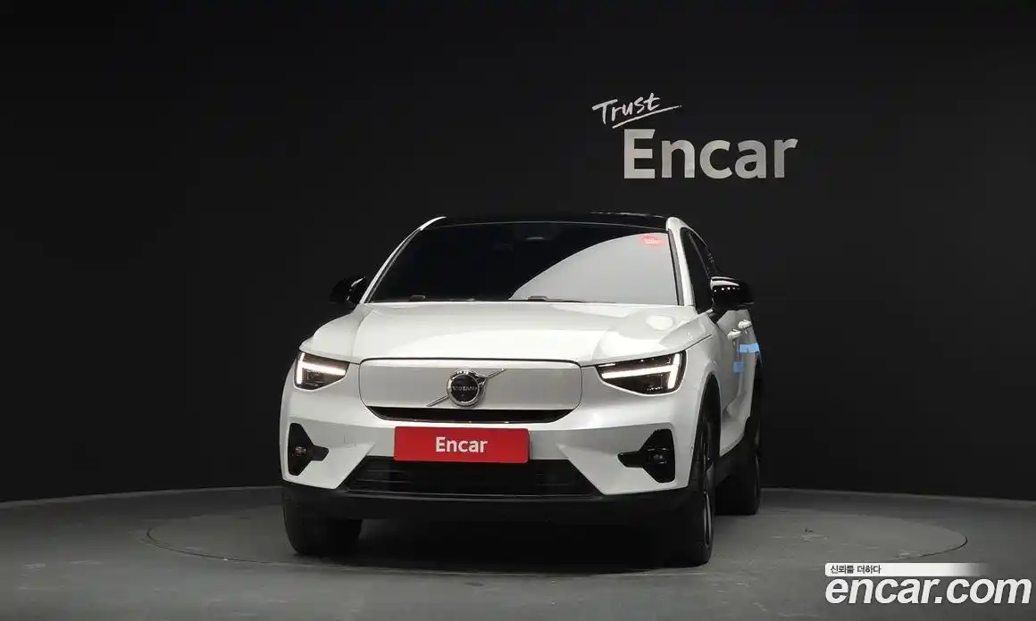 Volvo C40 2023 0.2 Автомат в Москве № 230518, фото 16