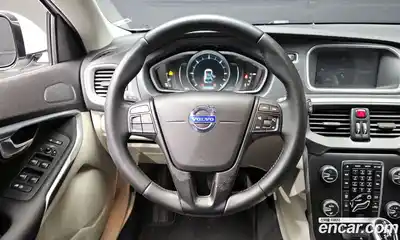 Volvo V40 2014 1.6 Автомат в Москве № 230591, миниатюра 11