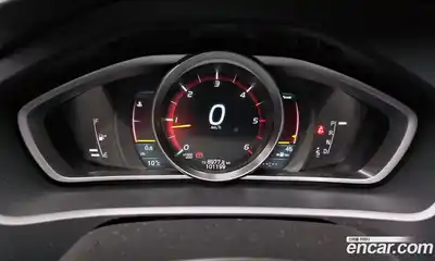 Volvo V40 2014 1.6 Автомат в Москве № 230591, миниатюра 2