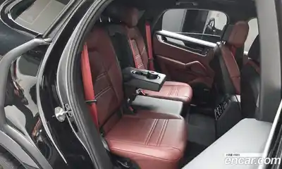 Porsche Cayenne 2024 3.0 Автомат в Москве № 230952, миниатюра 11