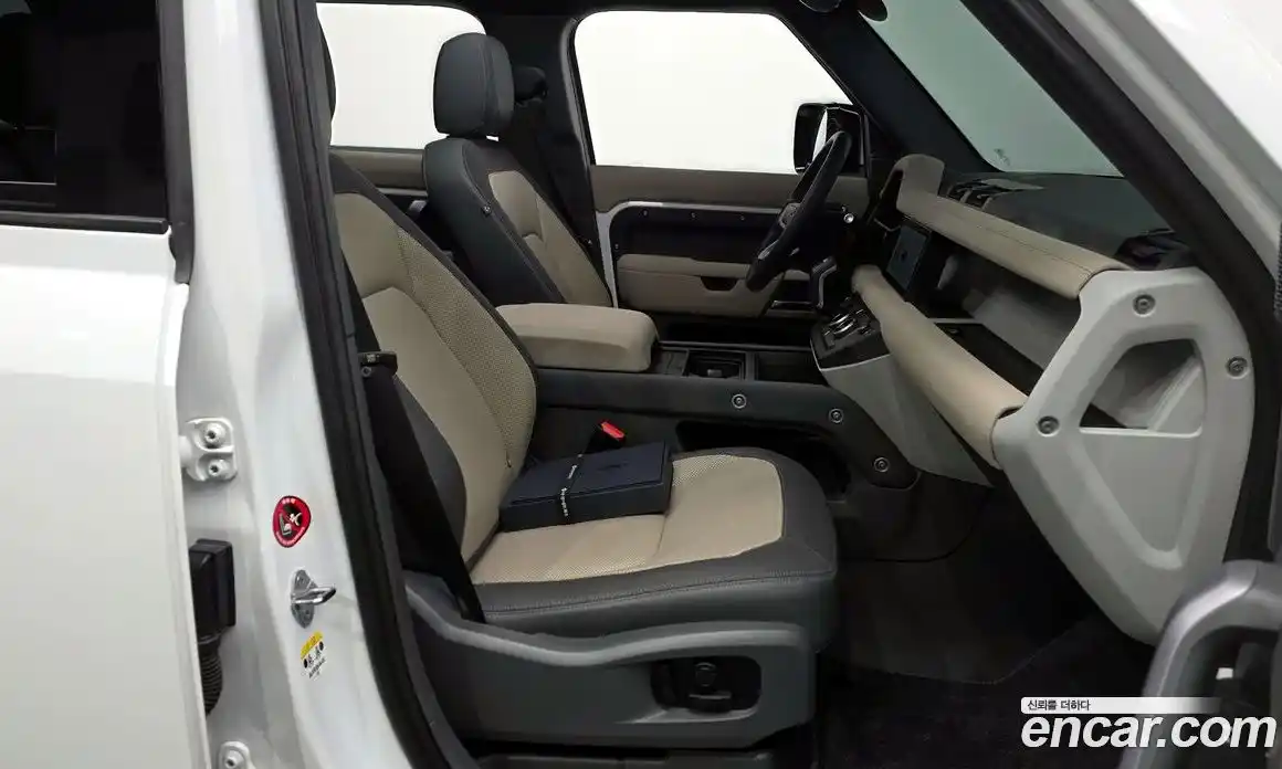 Land Rover Defender 2023 2.0 Автомат в Москве № 231237, фото 11