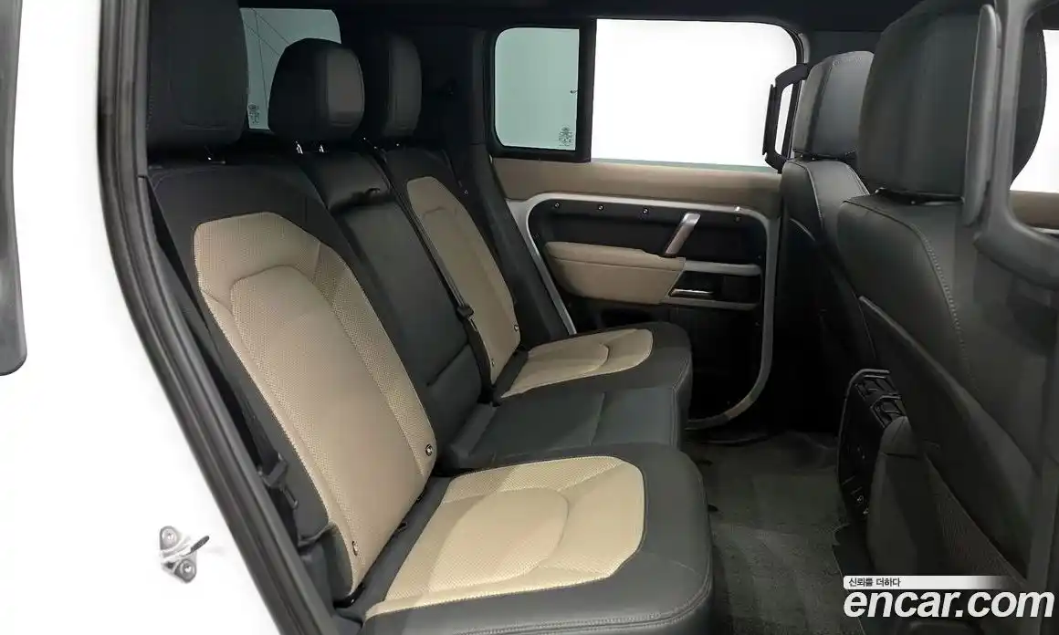 Land Rover Defender 2023 2.0 Автомат в Москве № 231237, фото 12