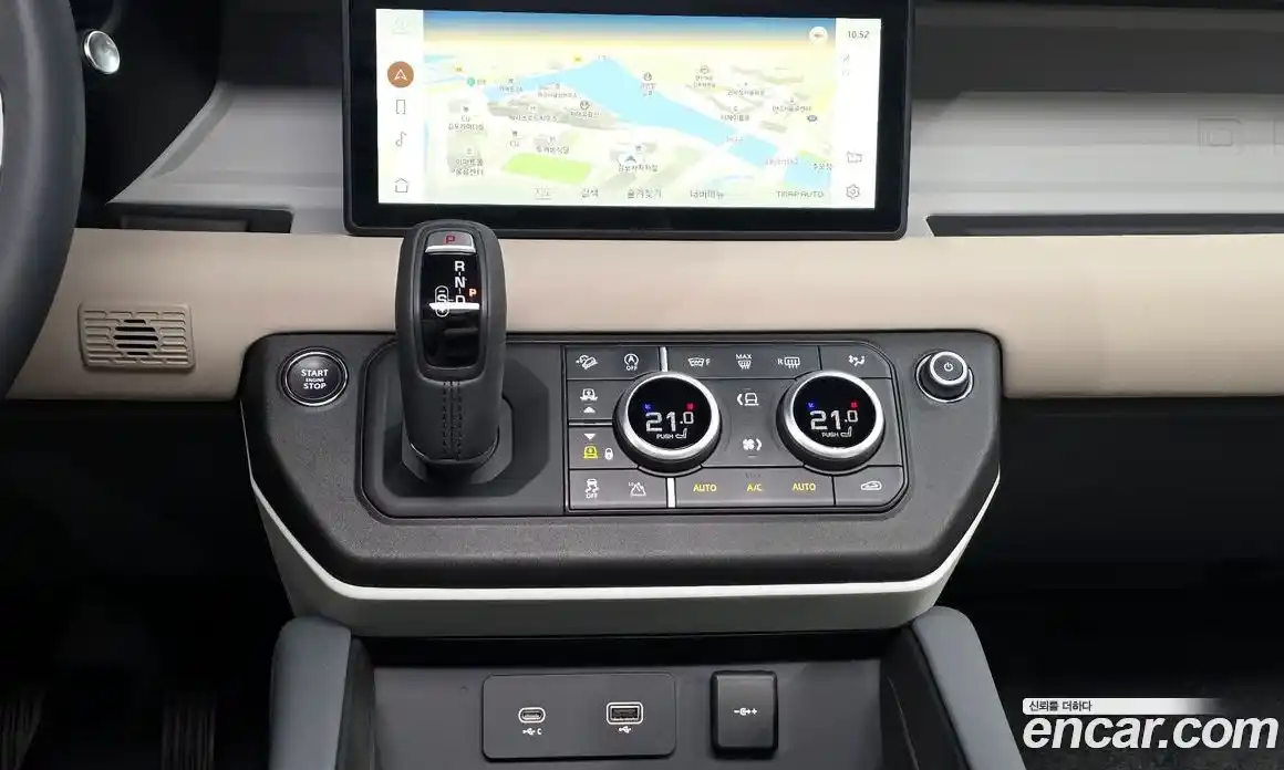 Land Rover Defender 2023 2.0 Автомат в Москве № 231237, фото 14