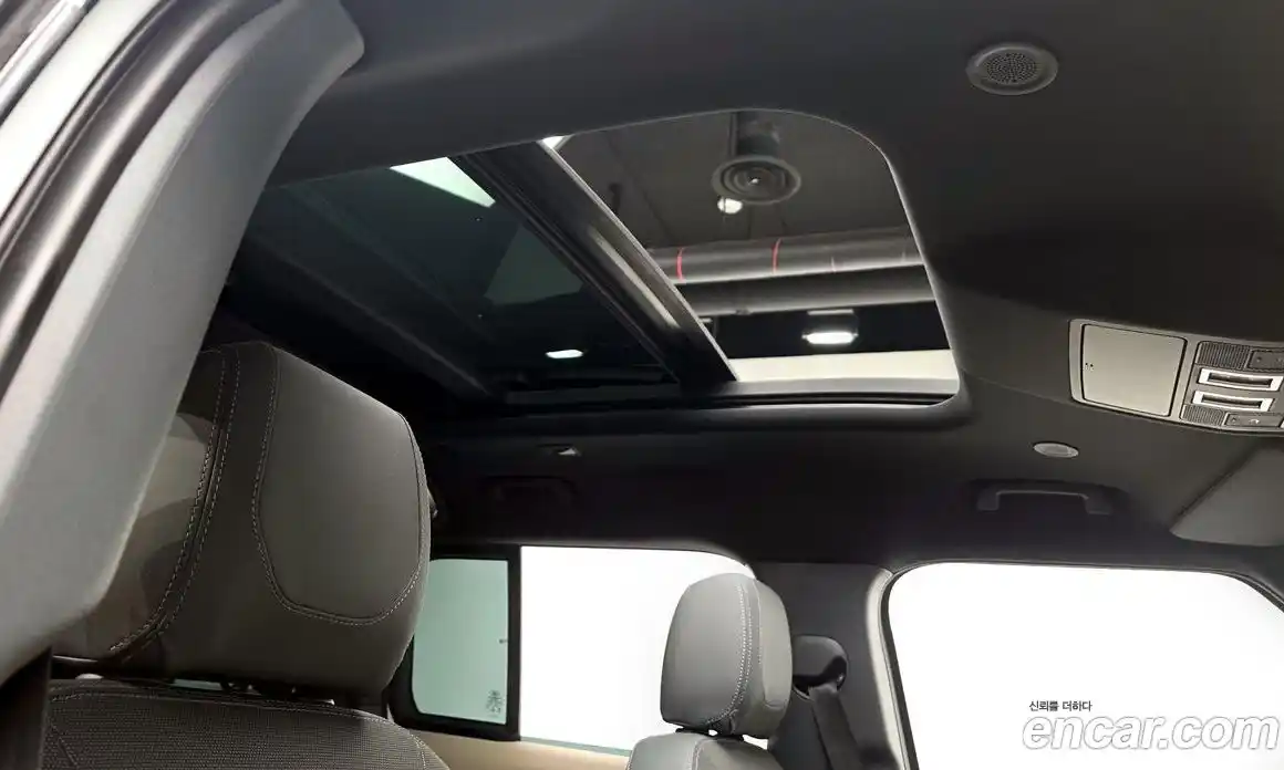 Land Rover Defender 2023 2.0 Автомат в Москве № 231237, фото 17