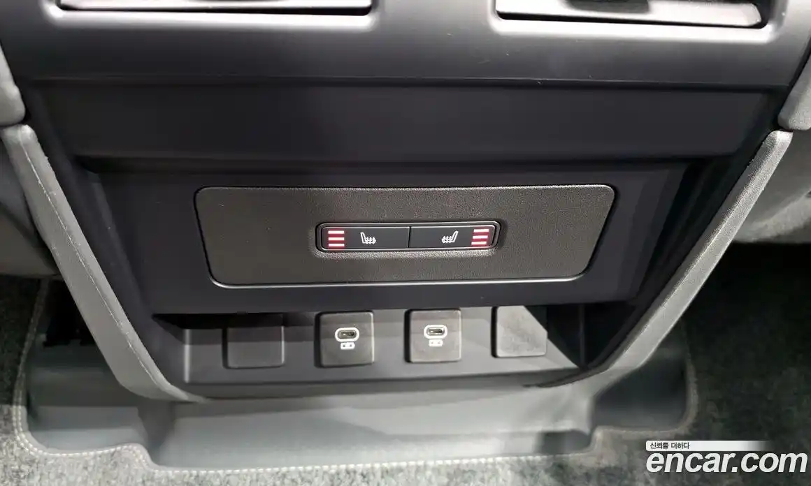 Land Rover Defender 2023 2.0 Автомат в Москве № 231237, фото 19