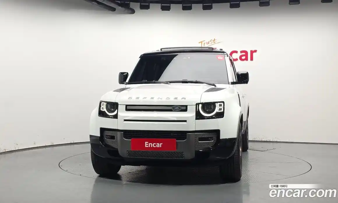 Land Rover Defender 2023 2.0 Автомат в Москве № 231237, фото 3