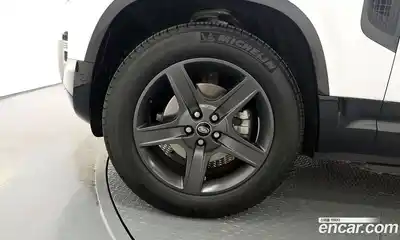 Land Rover Defender 2023 2.0 Автомат в Москве № 231237, миниатюра 5